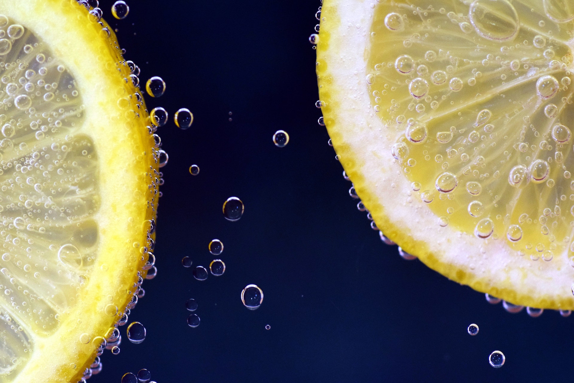 Sparkling Lemon Water